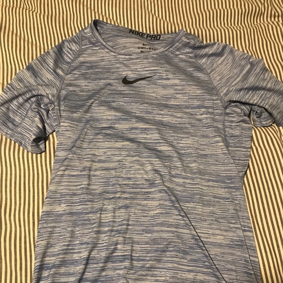 Men’s Nike dry fit shirt size S - Picture 1 of 3